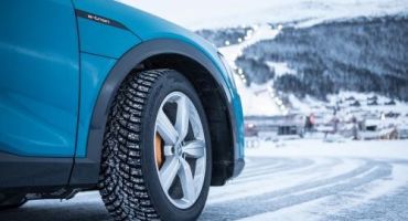 Noua anvelopă Pirelli Ice Zero 2 testată la Campionatul Mondial de schi în Suedia!